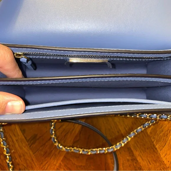 NWOT Tory Burch Robinson Convertible Shoulder Bag in Bluewood